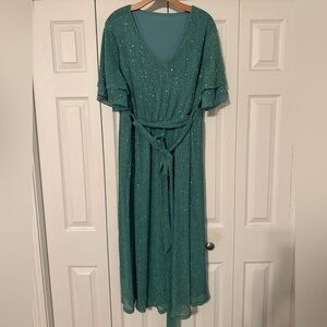 NWT BloomChic Elegant Green Dress with Belt